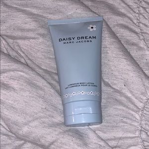 Marc Jacobs Daisy Dream Lotion